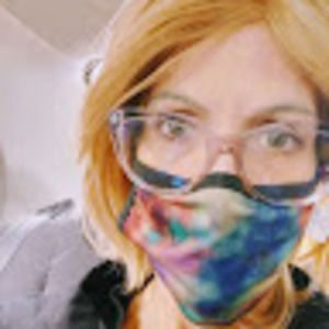 Meet your Posher, Cynthia